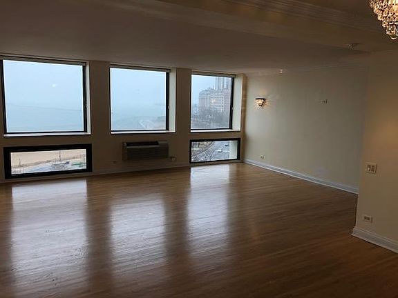 4th image of 1110 N Lake Shore Dr APT 7N