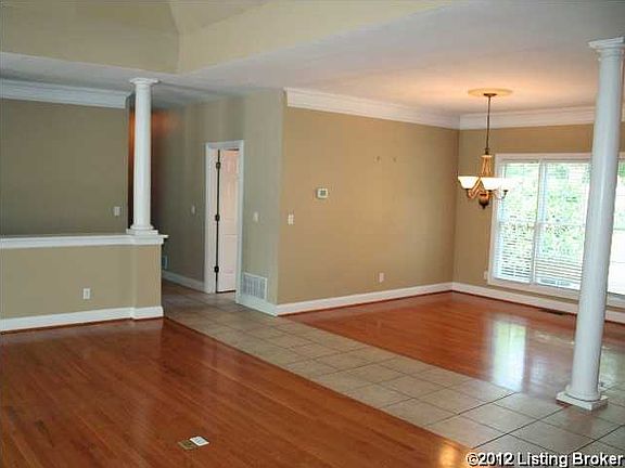 3rd image of 205 Princess Ct