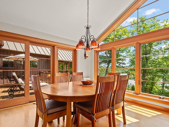 4th image of 6 Innsbrook Drive