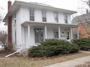 401 S Main St, Fairfield, IA 52556