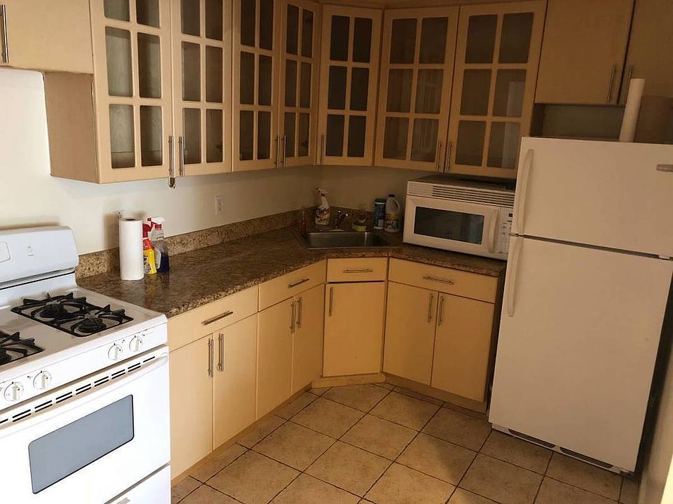 1st image of 1953 76th St #1