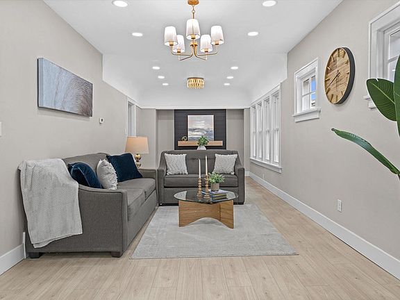 3rd image of 2852 N 59th STREET