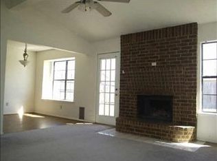 7710 Creek View Dr, Rowlett, TX 75089