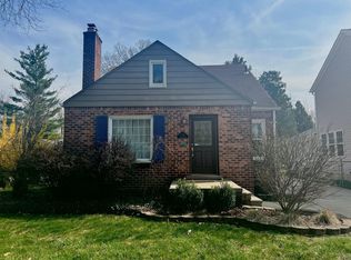1517 Catalpa Dr, Royal Oak, MI 48067