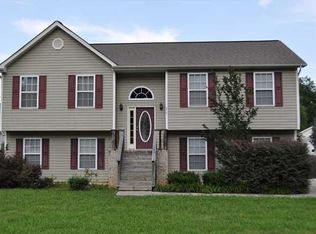 309 Pine Grove Rd, Ringgold, GA 30736