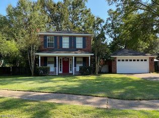12 Oaklawn Dr, Ocean Springs, MS 39564