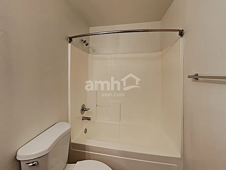 4324 W Darrow St — Photo 17