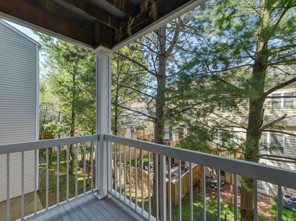 4576 Superior Sq, Fairfax, VA 22033