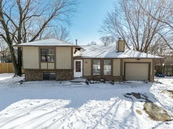 931 E 54th St S, Wichita, KS 67216