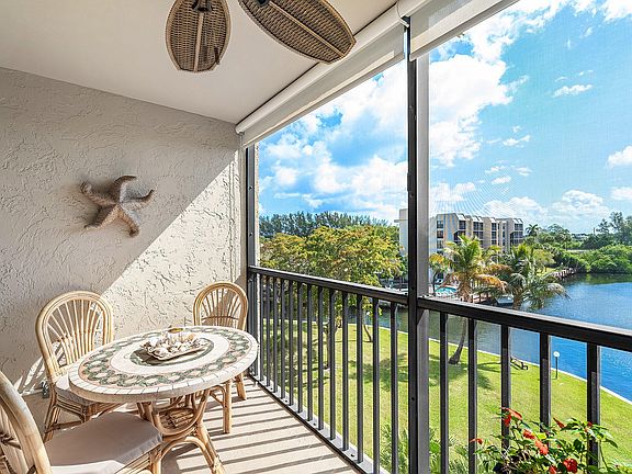 5th image of 7 Royal Palm Way #507