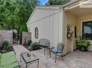 2204 Condolea Ter, Leawood, KS 66209