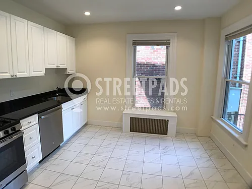 59 Langdon St Photo 1