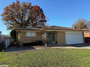 32523 Shawn Dr, Warren, MI 48088