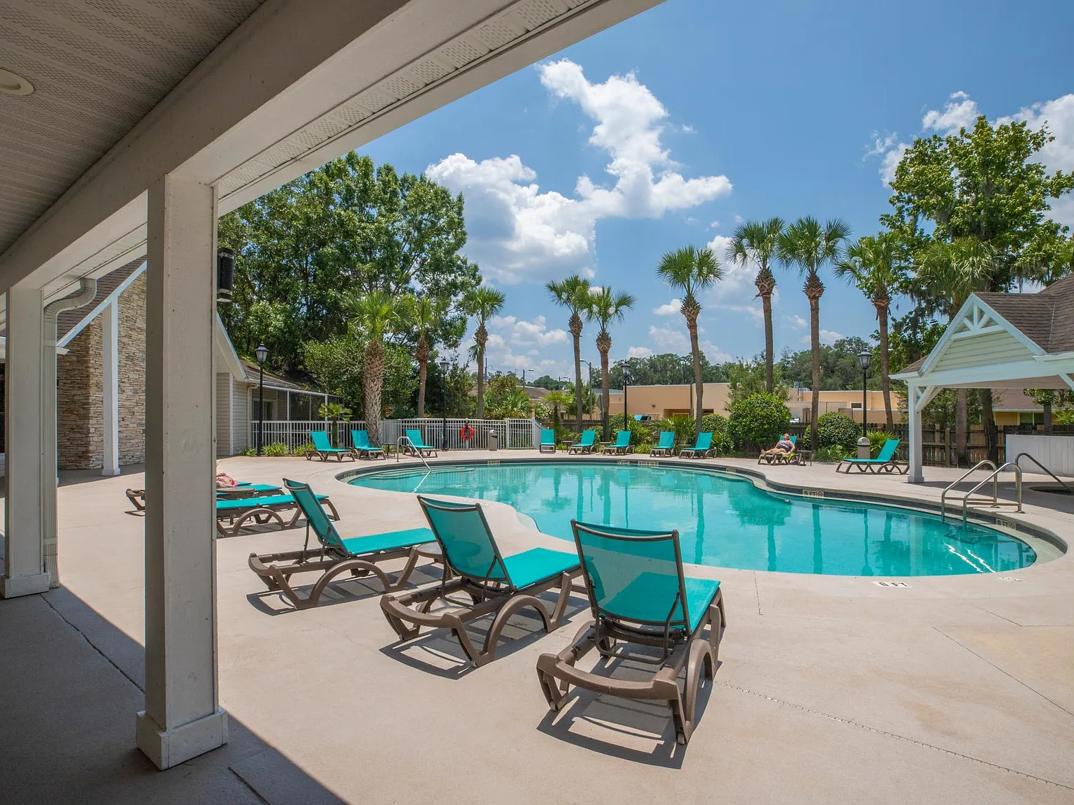 3 bed, 1629 sqft, $1,800 — Photo 4