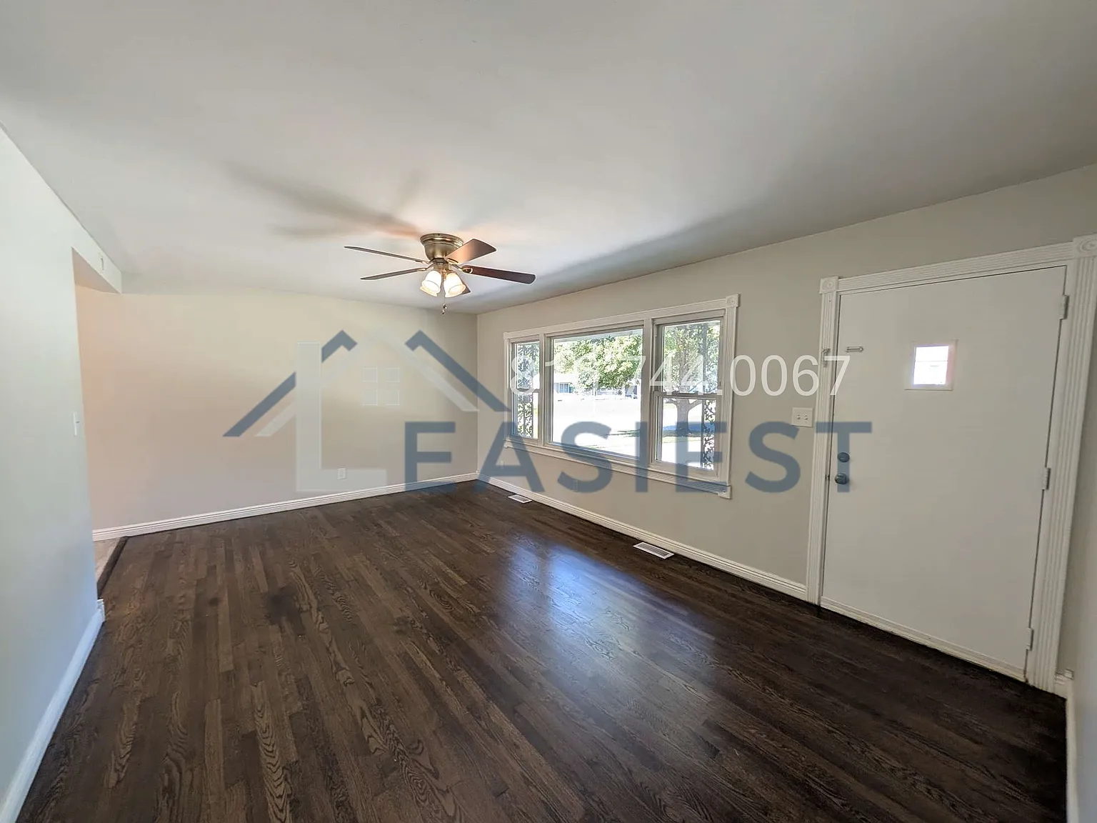 3 bed, 912 sqft, $1,425 — Photo 3