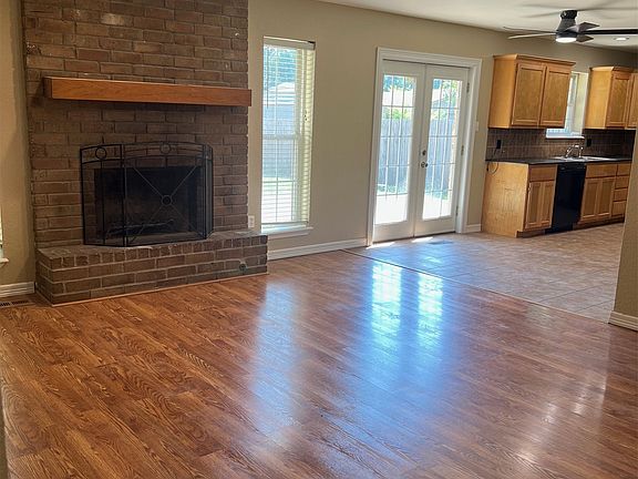 5th image of 538 E 138th Pl