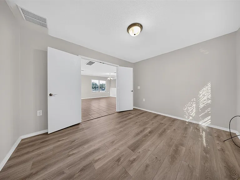 9001 Bird Brook Ln — Photo 6