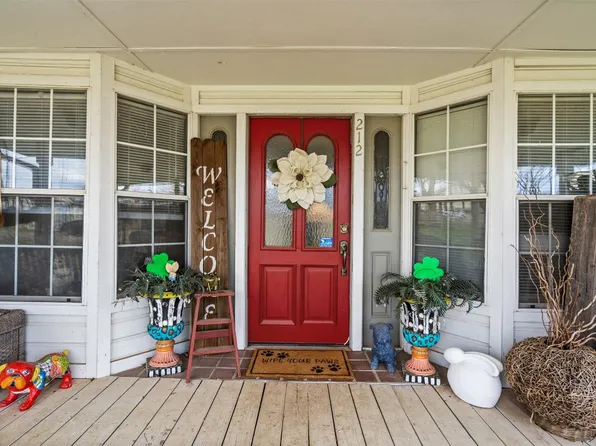 212 N 3rd St, Godley, TX 76044