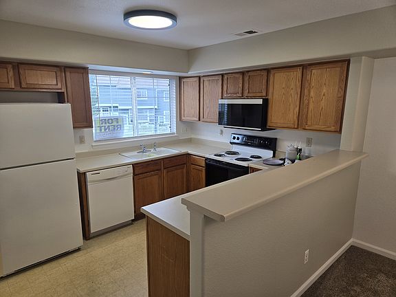 4th image of 8199 Welby Rd APT 4203