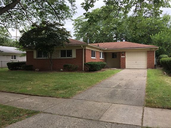 2nd image of 22535 Ashley Dr