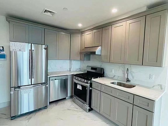 2nd image of 14126 Northern Blvd APT 6A