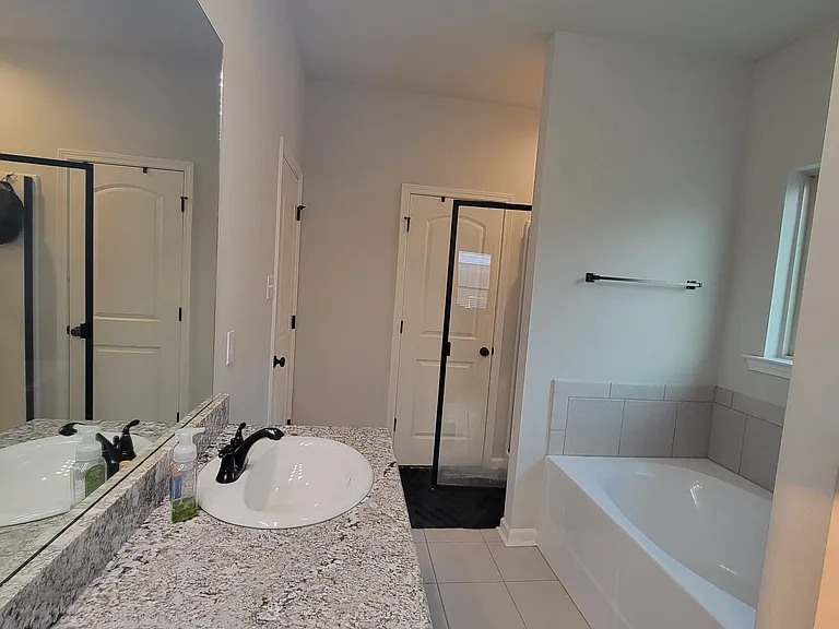 Pinecrest Dr — Photo 10