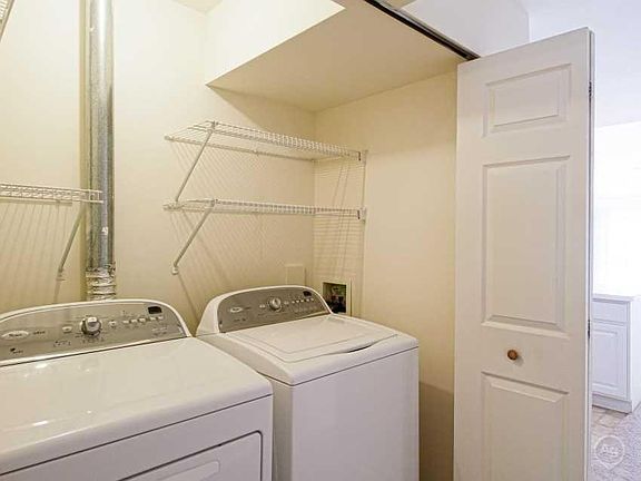 5th image of 100 Gethings Cir #406