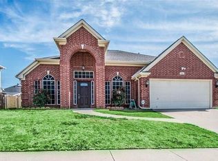 7628 Lawnsberry Dr, Fort Worth, TX 76137