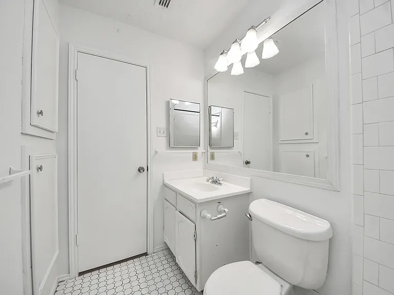 17003 Amidon Dr — Photo 31