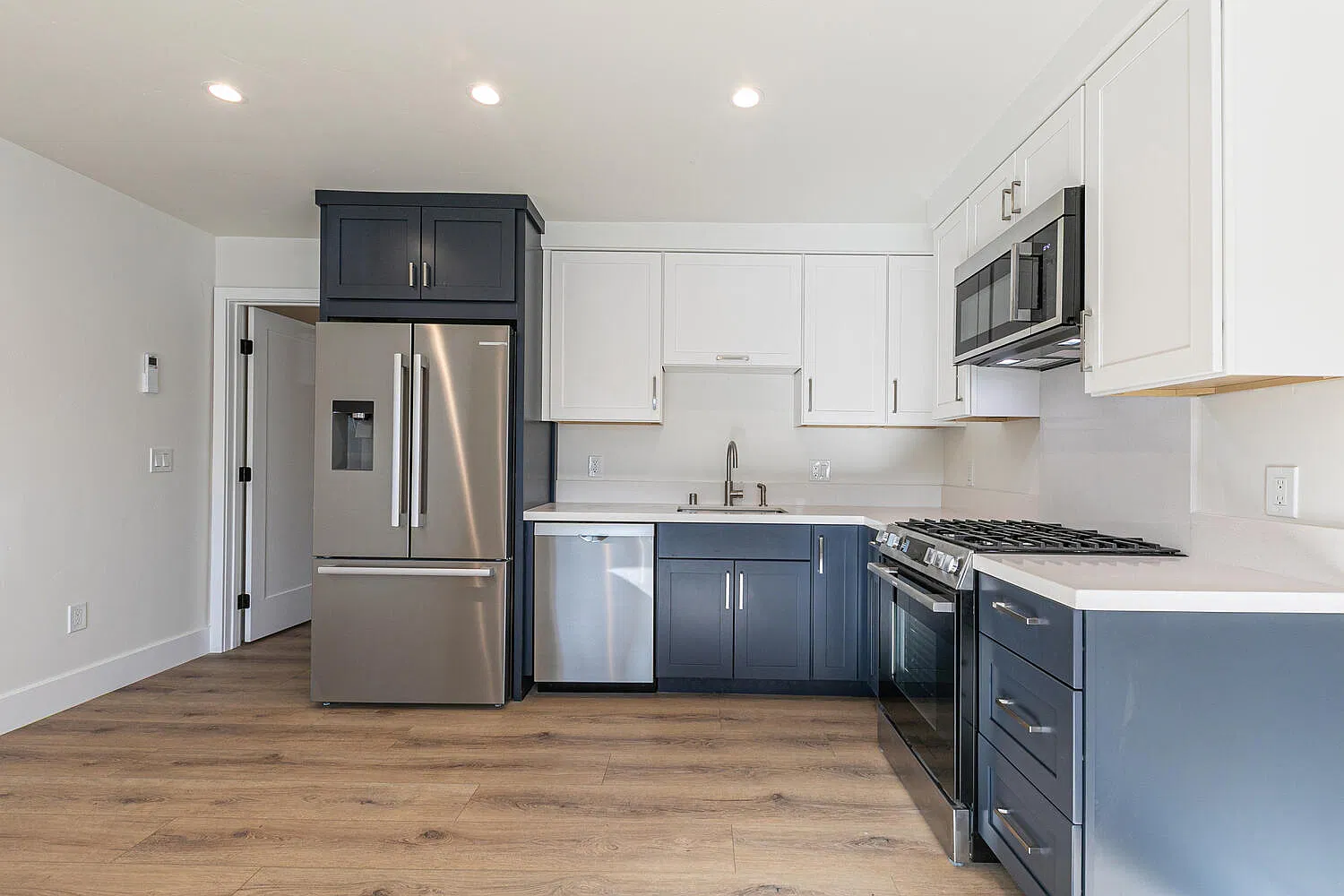 1 bed, 550 sqft, $1,850 — Photo 1
