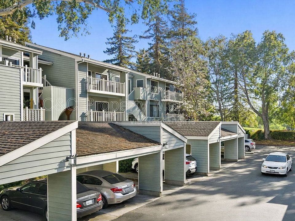 1st image of 37050 Meadowbrook Cmn APT 203