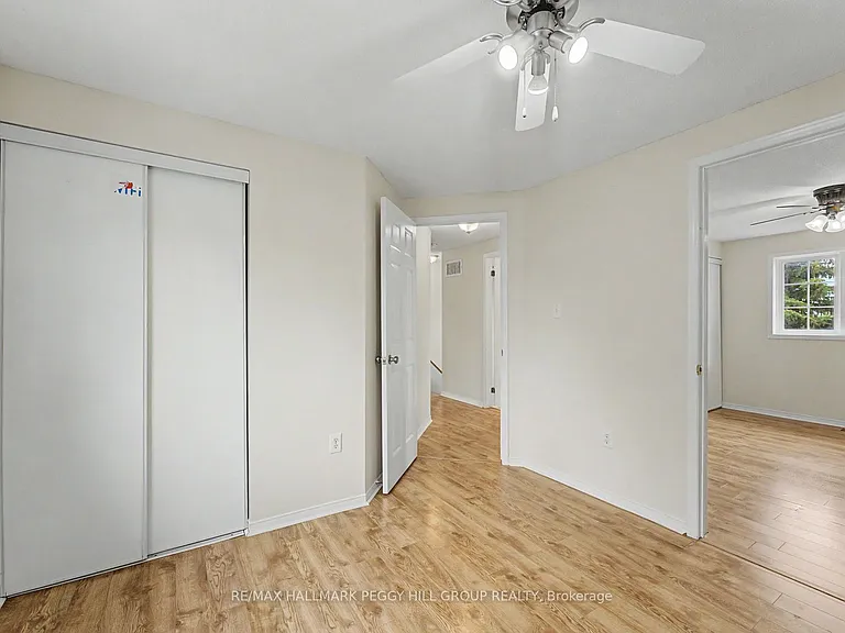 334 Dunsmore Ln — Photo 8