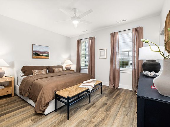 4th image of 4126 Macbeth St #4100