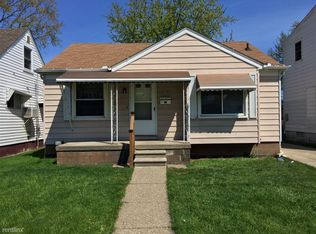 27742 Garfield St, Roseville, MI 48066