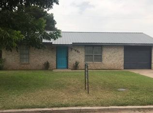 1621 Horseshoe Dr, Vernon, TX 76384