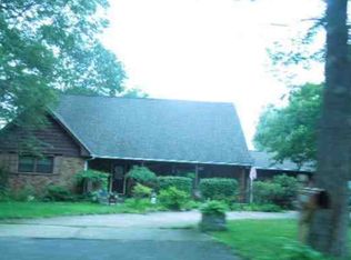 261 Ontario St, Ronkonkoma, NY 11779