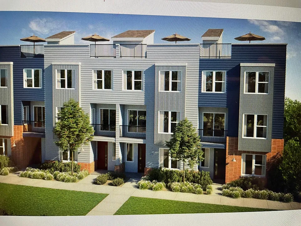 8711 E Hampden Ave #38