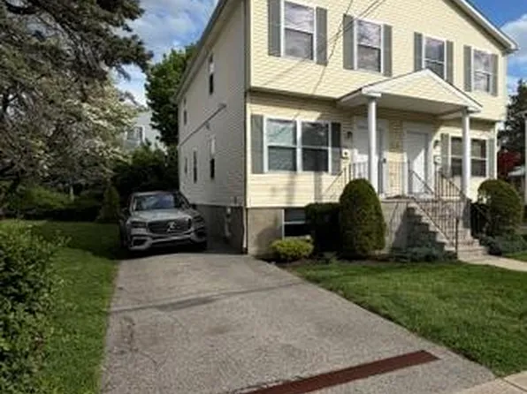 526 4th Ave #A, Pelham, NY 10803
