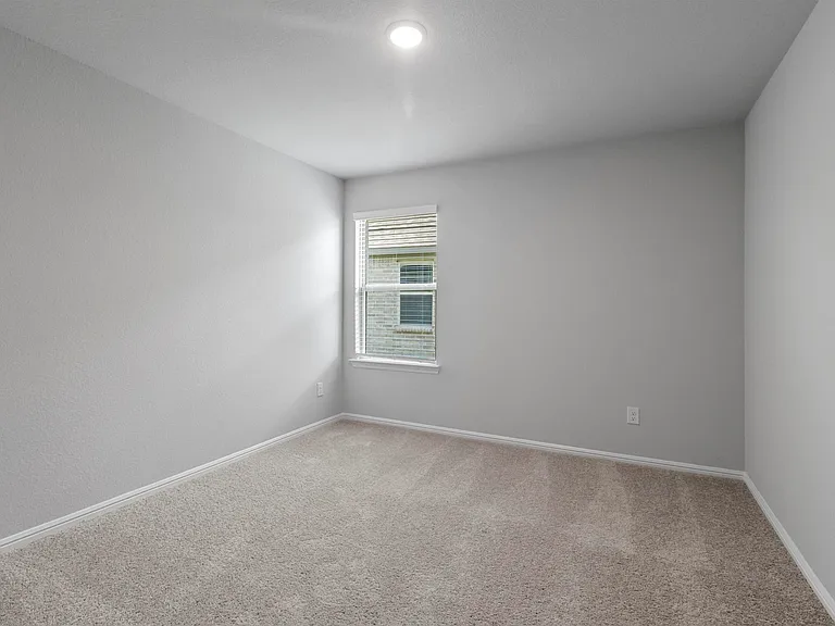 2755 Rambling Rd — Photo 7