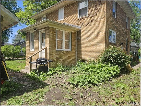 2nd image of 339 W Pierce St
