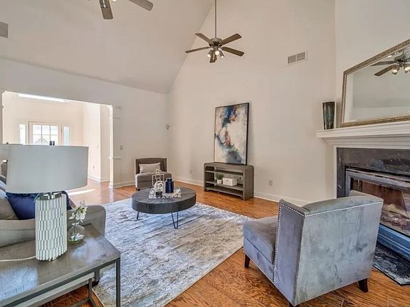5th image of 3444 Westhampton Way