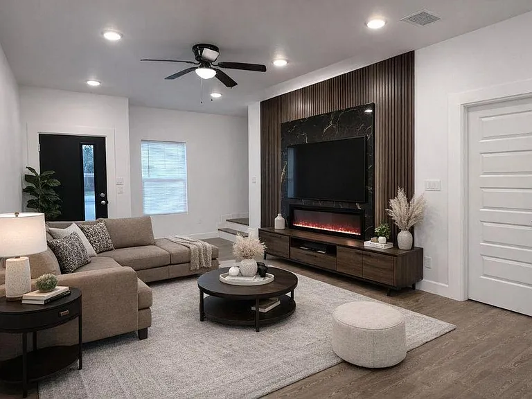 8141 Jeffery St #A — Photo 4
