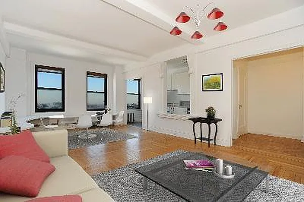 Sold by Corcoran | media 14