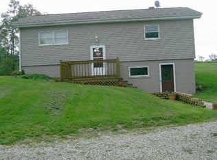 6800 Pinecrest Dr, Zanesville, OH 43701