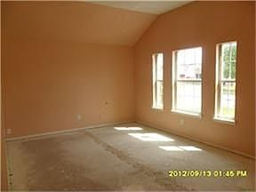 2nd image of 412 Pineview Ln