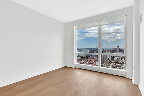 Rented by Cooper & Cooper Real Estate | media 21