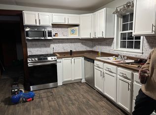 126 S Main St, Waldron, MI 49288