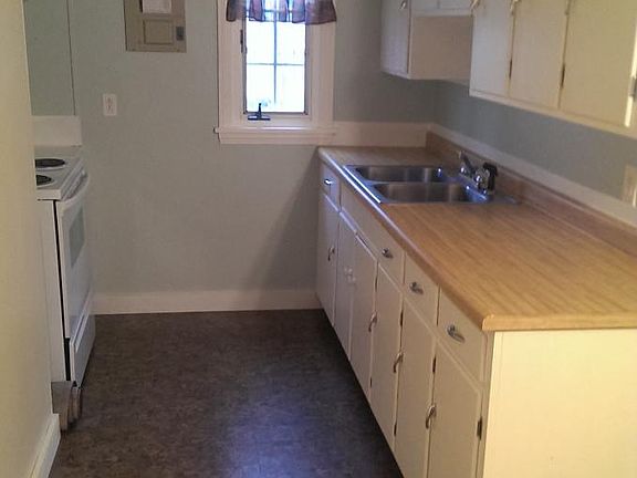 5th image of 131 Buhl Blvd #A