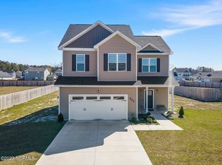 407 Cattle Ranch Ln, Jacksonville, NC 28546