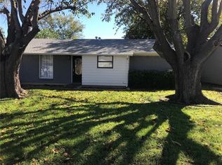 729 SW Sunnybrook Dr, Burleson, TX 76028